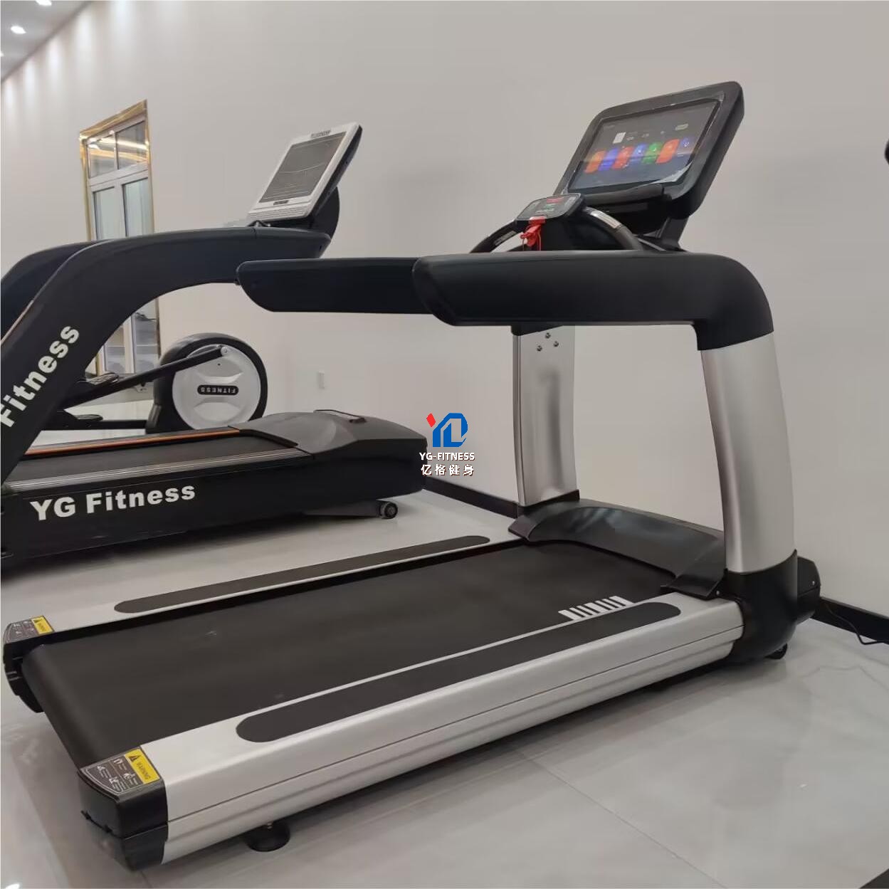 Professional Treadmill Commerc - Running Gear Equipment recensie en prijs
